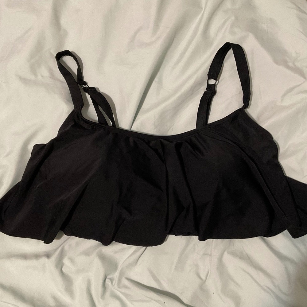 Torrid Wireless Flounce Bikini Top